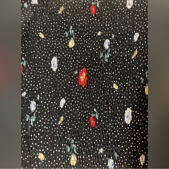 Abercrombie Floral Black Polka Dot Women's Top - Picture 2 of 4